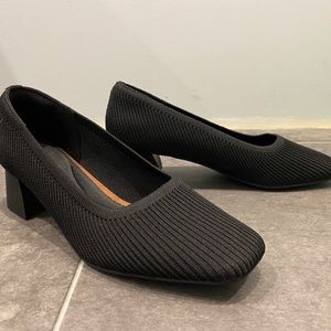 Vivaia Square Toe Chunky Heels EUR 36.5
